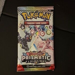 Pokémon Prismatic Evolutions Trading Card Pack